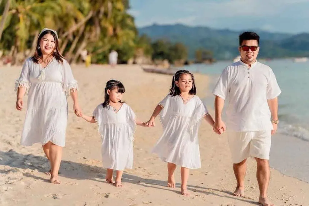 meet Jay-Cee Tan Cece Tan HighLevel Philippines Manila with family